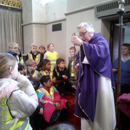 Year 3 Trip to a Christian Church